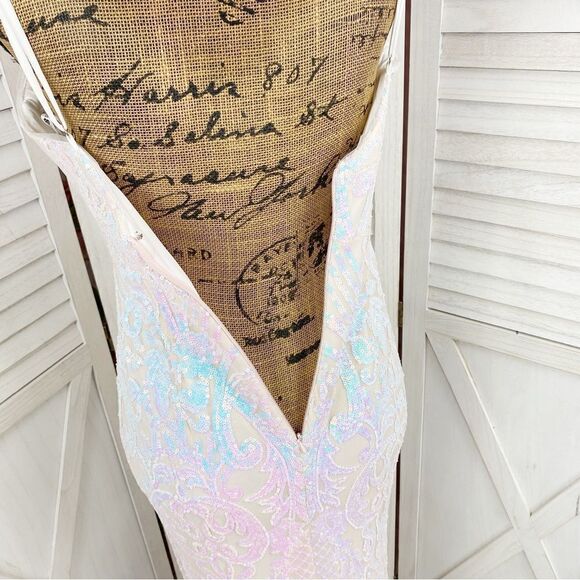 Jules & Cleo Iridescent Sequin Mermaid Sheath Maxi Dress White Juniors 2 - Picture 10 of 16